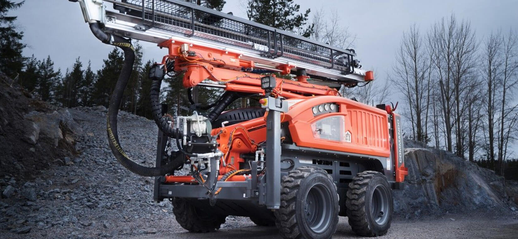 Кайшан буровой станок. Буровой станок sandvik dr410i. Командо 130 буровой станок. Бур станок sandvik. Буровая бгм 1м.